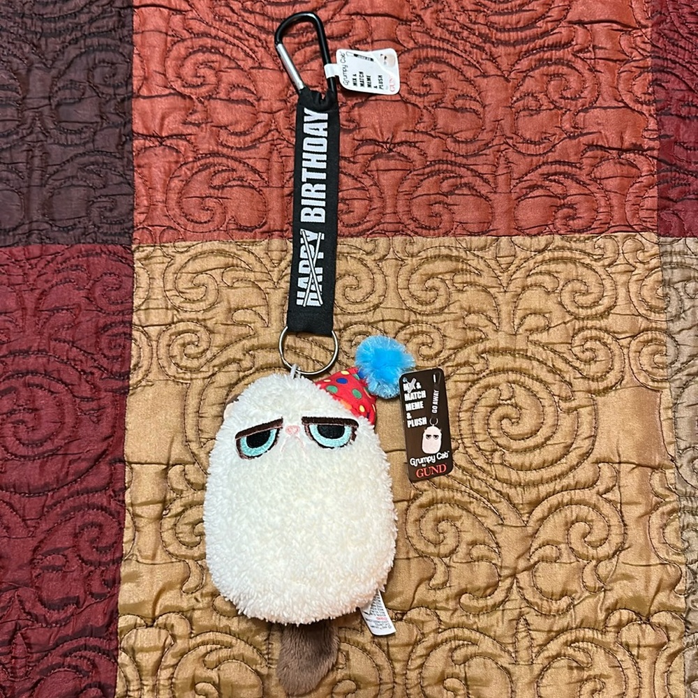 Grumpy Cat Birthday Mini Plush Clip